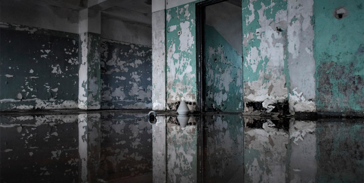 Samodzielne osuszanie budynku czy interwencja specjalistów? Odpowiadamy!