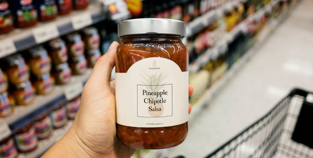 Biznesowe zastosowanie etykiet samoprzylepnych. Sprawdź, co warto wiedzieć!