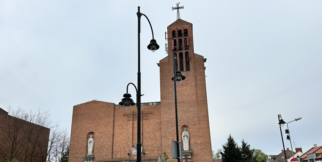 Zbiórka wycieczki szlakiem tucholskich świątyń będzie miała miejsce przed kościołem pw. Bożego Ciała.