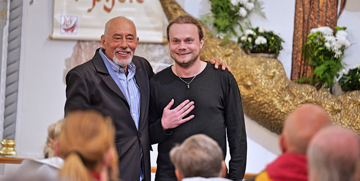 Czesław Chabowski z Cekcyna i jeden z artystów, Artur Lenivenko. Fot. Piotr Paterski