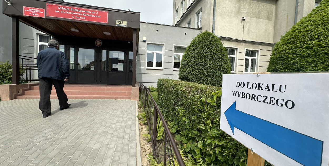 W SP nr 2 w Tucholi siedzibę swą miała OKW nr  5.  53,08% głosów zdobył tutaj Rafał Trzaskowski. Fot. Piotr Paterski