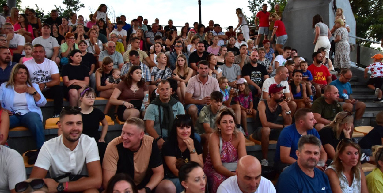 W trakcie Festiwalu Kultur śliwicki amfiteatr niemal pęka w szwach. Fot. Anna Lipska 