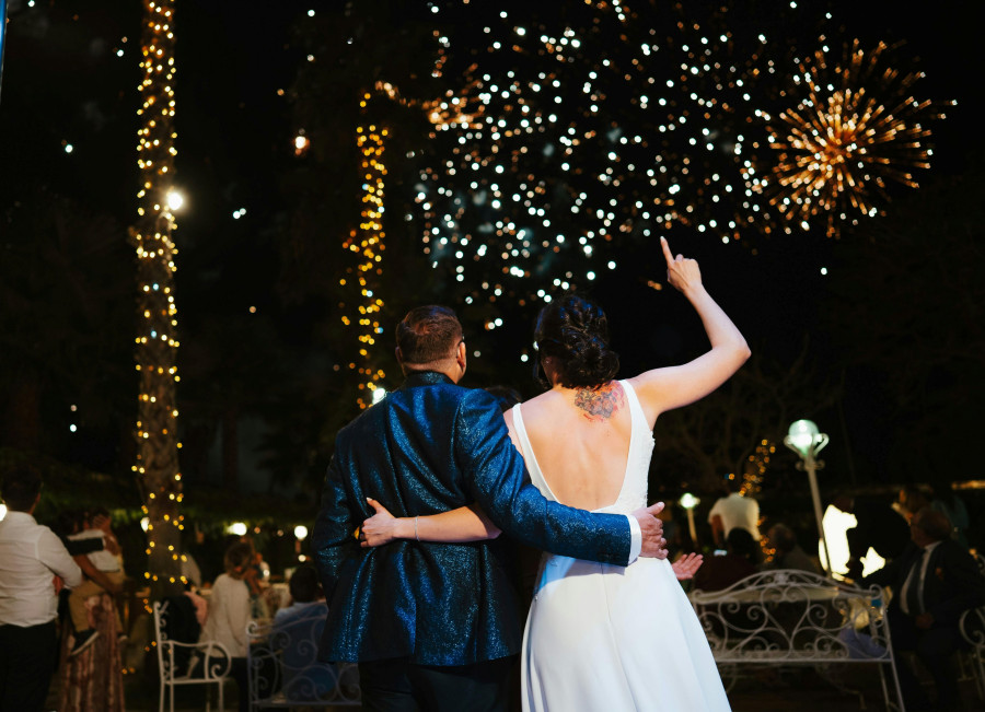 pokaz fajerwerków na weselu