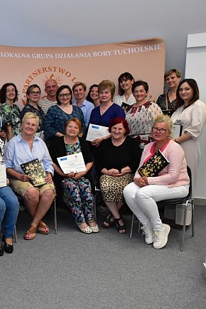 Uroczystość wręczania umów o powierzenie grantu na projekty dla seniorów-4342