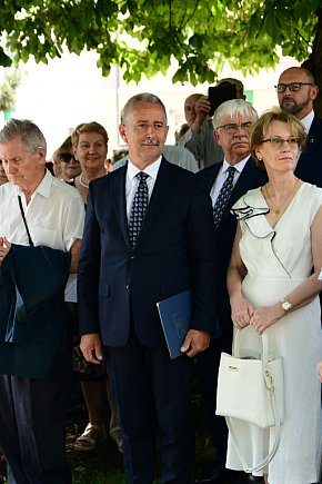 Święto patronki Tucholi / W KOŚCIELE i PRZED POMNIKIEM-4528