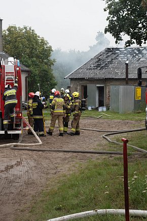 Śliwice: W wyniku pożaru całkowicie spłonął budynek gospodarczy-4554