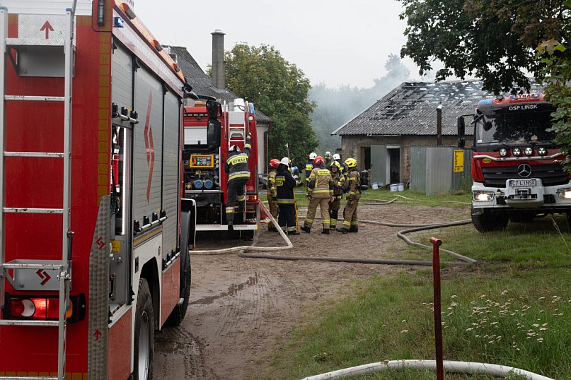 Śliwice: W wyniku pożaru całkowicie spłonął budynek gospodarczy