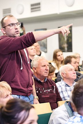 Obwodnica Tucholi. Pełna sala na spotkaniu z mieszkańcami-4557