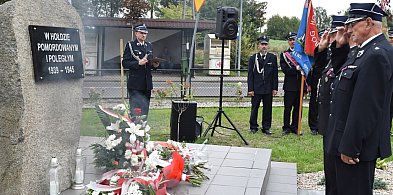 Odsłonięcie nowej tablicy pamiątkowej w Drożdzienicy / FOTO-13073
