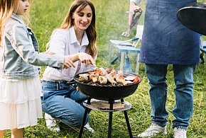 Czy 2 maja to dzień wolny od pracy? Jak działają sklepy i urzędy?-21374
