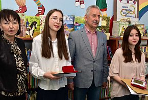 Tuchola: Aż trzy mistrzynie ortografii z Piórem Burmistrza / ZDJĘCIA-21486