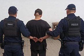 22-latek potrącił dwoje dzieci i uciekał. Był pod wpływem narkotyków!-21769