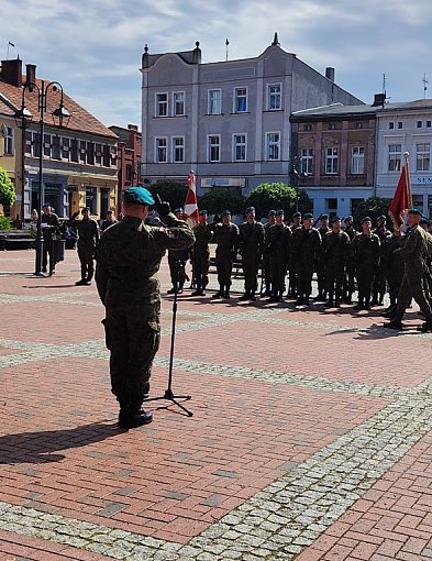 Tuchola 5 czerwca. Wojsko zaprasza mieszkańców na uroczystość i piknik-21988