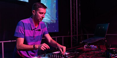 Imprezowo zaczynamy wakacje! DJ Casprov zagra w piątek Tucholi / ZAPOWIEDŹ-22302