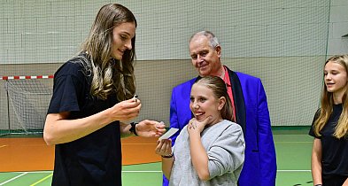 Weronika Gierszewska spotkała się z kibicami i opowiedziała o grze w Tauron Lidze -22366