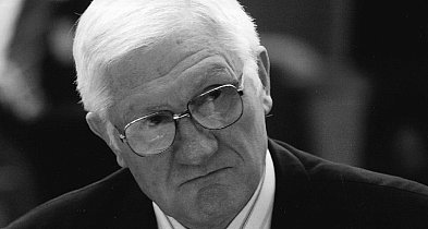 Zmarł Edward Szymański, Honorowy Obywatel Tucholi i Powiatu Tucholskiego -22405