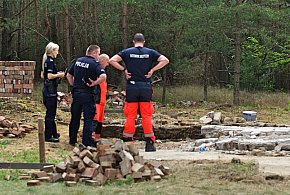 Iwiec gmina Cekcyn. Wypadek podczas rozbiórki budynku! ZDJĘCIA -22437