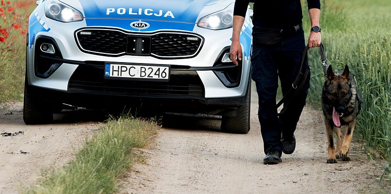 Kradzież POTEŻNEJ KWOTY pod Legbądem... 200 tysięcy złotych / POLICJA SZUKA - 22459
