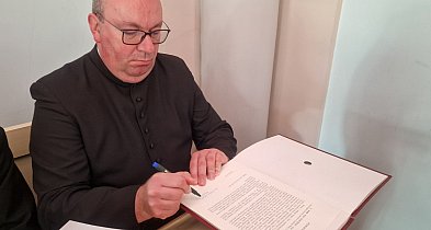 Księżą zmieniają parafie. Na liście Wielka Klonia, o której było głośno-22519
