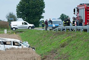 DW240, Bysław. Samochodem jechało 6 osób, prowadził obywatel Kolumbii-22770