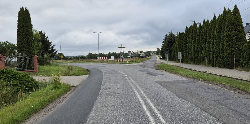 Gostycyn: Rondo na wjeździe od strony Tucholi. Będzie też ścieżka pieszo-rowerowa! - 22931