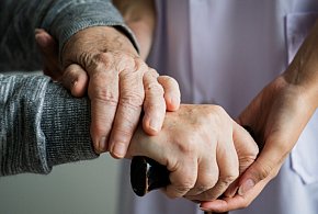 Ponad 2 tys. zł miesięcznie. Seniorzy i ich rodziny czekali na to latami-23084
