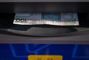 Nowy cennik usług bankowych. Klienci zapłacą więcej już od listopada-23120