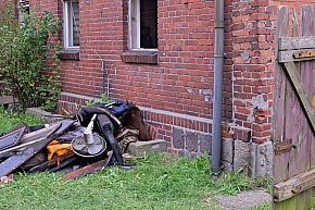 Tuchola Stary Dworzec. Znaleziono ciało mężczyzny-4783