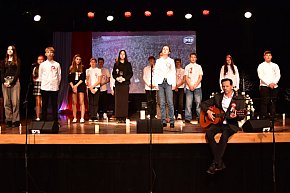 Śliwice: W wyjątkowy sposób upamiętnili najważniejsze lata dla naszego narodu-4905