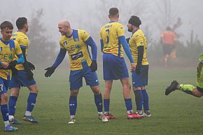 Klasa okręgowa: Rawys CEO Raciąż - Zawisza II Bydgoszcz 4:2 (3:2)-4943