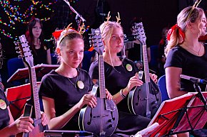 Orkiestra Campanella zagrała w Tucholi-5066