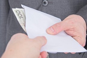 Zarabiasz bez firmy? Od 2026 roku wchodzi nowy, wyższy próg-23933