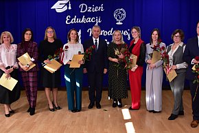 Tuchola: Gminne obchody Dnia Edukacji Narodowej. Przyznano nagrody burmistrza-23994