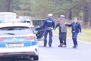 Legbąd: Kierowca passata ściął słup telefoniczny. Najprawdopodobniej był pijany-24096