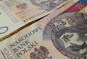 ZUS przeliczy świadczenia. Tyle więcej wpłynie na konta emerytów-24191
