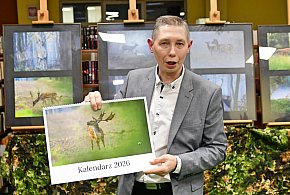 Osa w Borach i Osa w bibliotece. Marcin Ossowski z Tucholi z pierwszą wystawą /FOT-24222