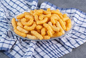 Popularne chrupki mogą Ci zaszkodzić. GIS alarmuje po kontroli-24400