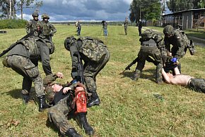 Setki tysięcy Polaków pójdą na szkolenie. Wojsko otwiera drzwi dla cywilów-24450