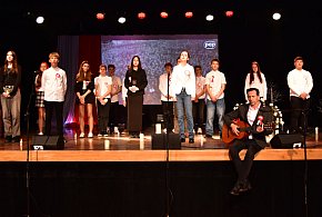 Śliwice: W wyjątkowy sposób upamiętnili najważniejsze lata dla naszego narodu-24473