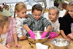 Piernikowe szaleństwo w Muzeum Borów Tucholskich w wykonaniu dzieci / ZDJĘCIA-25026