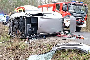 26 grudnia. Wypadek koło Tucholi w obrębie mostu w Plaskoszu. Dwie osoby...-25411