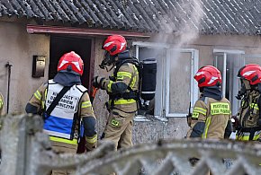 Lubiewice. W wyniku pożaru mężczyzna stracił dach nad głową... / ZDJĘCIA-25552