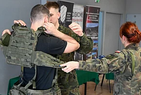 Wojsko wzywa Polaków na komisje. Chodzi głównie o te roczniki-25712