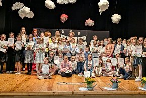 "Wiosenne recytowanie" pochłonęło B-CKiP Gminy Lubiewo