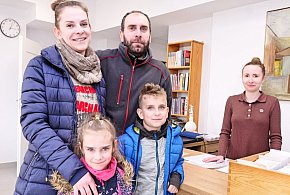 Teraz to BIBLIOTEKA. Tak w Cekcynie wygląda teraz budynek, który ma prawie 130 lat