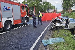 Mieszkaniec Tucholi i pasażerka zginęli w wypadku na DK22