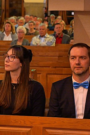 Trwa festiwal organowy w Tucholi. Chór z Gdyni-4673