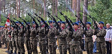 Tuchola Rudzki Most. Uroczystości ku chwale poległych z udziałem Wojska Polskiego-23477