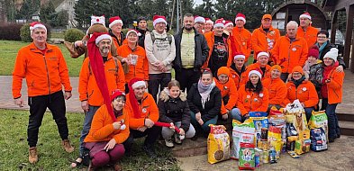 Morsowali i wsparli przytulisko w Bysławiu. Morsy z Bysławia w święta też...-25417