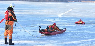 Raciąż: Ćwiczyli, jak ratować ludzi na zamarzniętych akwenach / ZDJĘCIA-25783